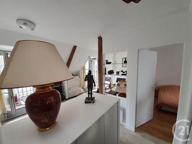 Afficher la photo en grand Appartement F2 à vendre - 2 pièces - 41.65 m2 - PARIS - 75017 - ILE-DE-FRANCE - Century 21 Alpha Hoche