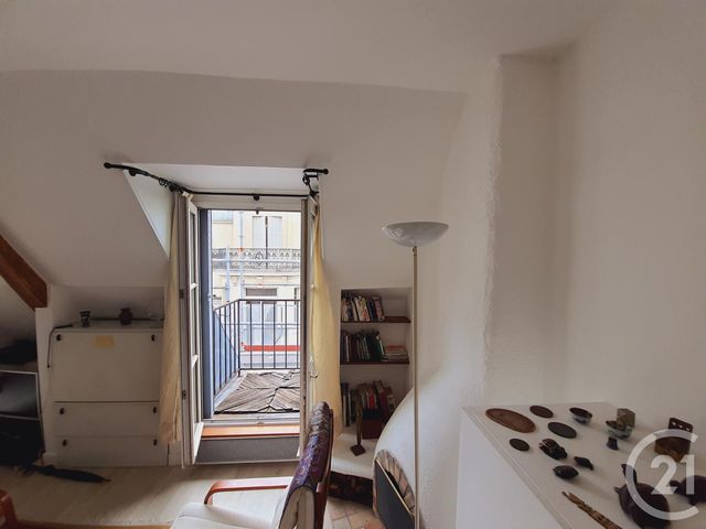 Afficher la photo en grand Appartement F2 à vendre - 2 pièces - 41.65 m2 - PARIS - 75017 - ILE-DE-FRANCE - Century 21 Alpha Hoche