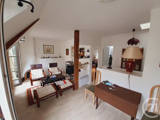 Afficher la photo en grand Appartement F2 à vendre - 2 pièces - 41.65 m2 - PARIS - 75017 - ILE-DE-FRANCE - Century 21 Alpha Hoche