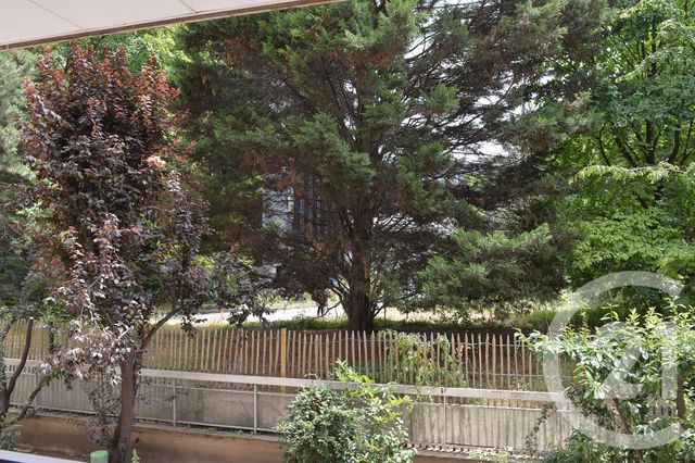 Appartement F2 à vendre - 2 pièces - 63.0 m2 - PARIS - 75008 - ILE-DE-FRANCE - Century 21 Alpha Hoche