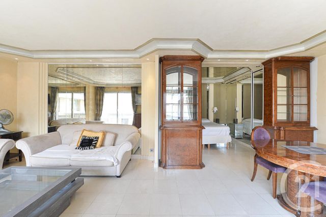Appartement F2 à vendre - 2 pièces - 63.0 m2 - PARIS - 75008 - ILE-DE-FRANCE - Century 21 Alpha Hoche