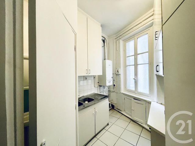 Afficher la photo en grand entreprise à vendre - 139.34 m2 - PARIS - 75 - ILE-DE-FRANCE - Century 21 Alpha Hoche