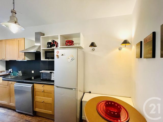 Afficher la photo en grand Appartement F2 à vendre - 2 pièces - 47.3 m2 - PARIS - 75116 - ILE-DE-FRANCE - Century 21 Alpha Hoche