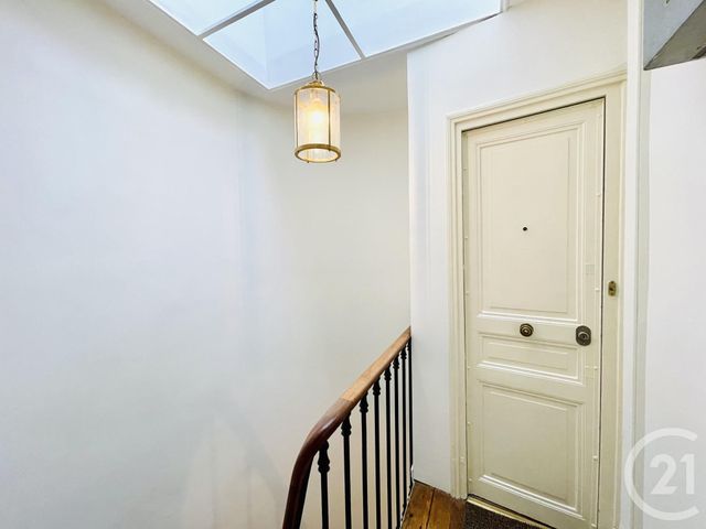 Afficher la photo en grand Appartement F2 à vendre - 2 pièces - 47.3 m2 - PARIS - 75116 - ILE-DE-FRANCE - Century 21 Alpha Hoche
