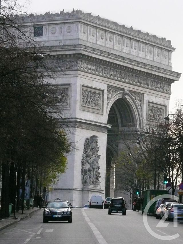 parking à louer - 10.0 m2 - PARIS - 75008 - ILE-DE-FRANCE - Century 21 Alpha Hoche