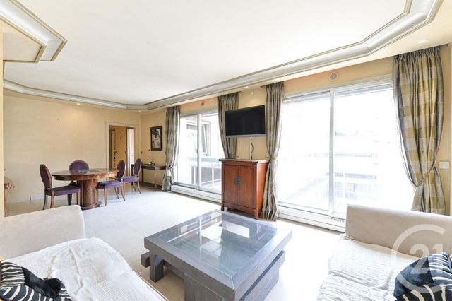 Appartement F2 à vendre - 2 pièces - 63.0 m2 - PARIS - 75008 - ILE-DE-FRANCE - Century 21 Alpha Hoche