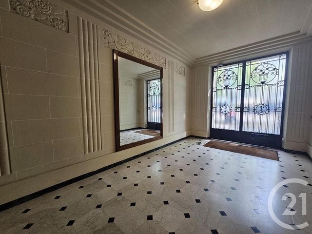 Appartement F2 à vendre - 2 pièces - 48.0 m2 - PARIS - 75017 - ILE-DE-FRANCE - Century 21 Alpha Hoche