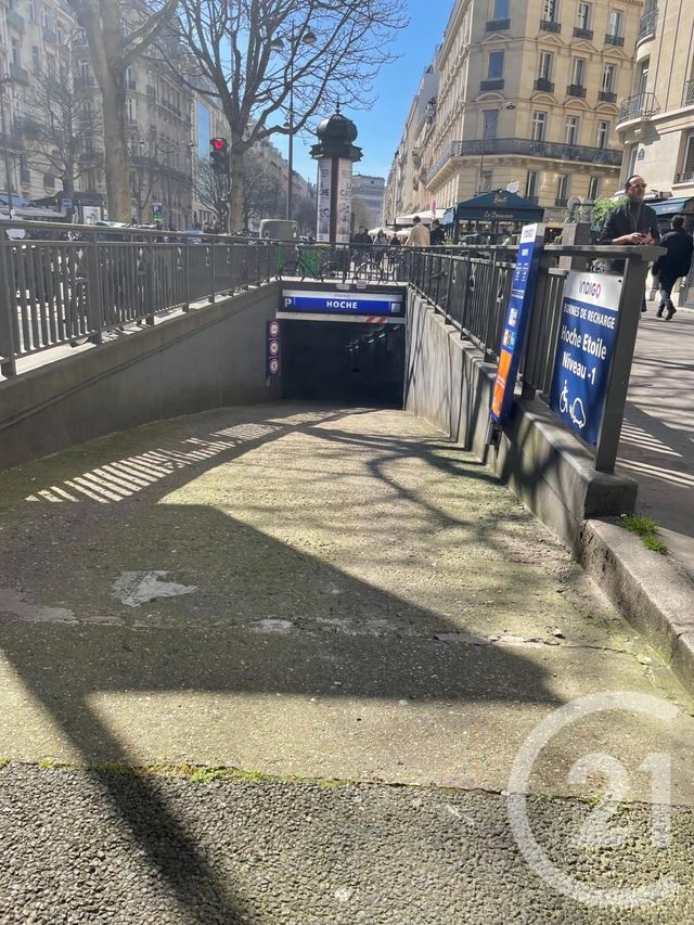 parking à vendre - 10.0 m2 - PARIS - 75008 - ILE-DE-FRANCE - Century 21 Alpha Hoche