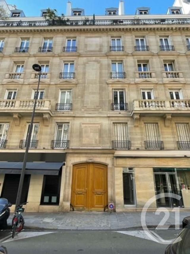 Appartement F2 à vendre - 2 pièces - 37.0 m2 - PARIS - 75008 - ILE-DE-FRANCE - Century 21 Alpha Hoche
