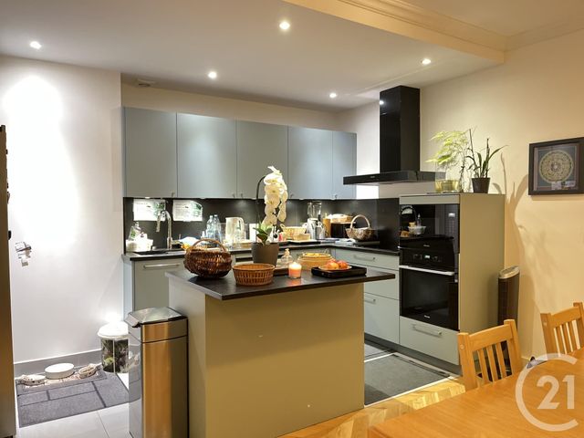 Appartement F4 à vendre - 4 pièces - 90.02 m2 - PARIS - 75008 - ILE-DE-FRANCE - Century 21 Alpha Hoche