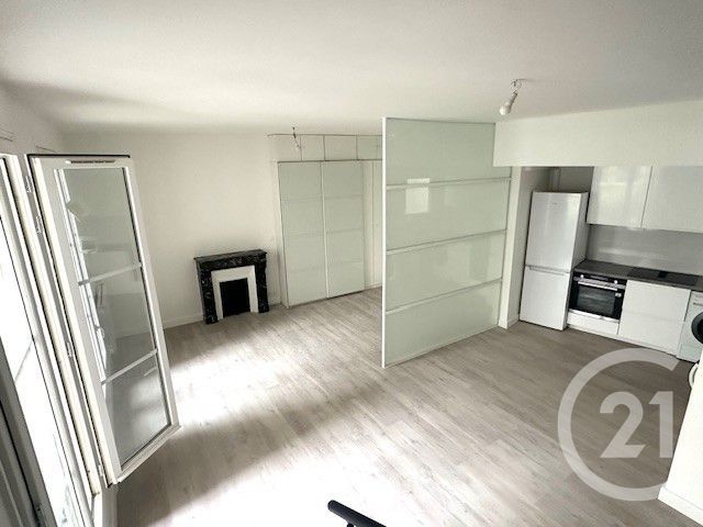 Appartement F2 à vendre - 2 pièces - 42.0 m2 - PARIS - 75008 - ILE-DE-FRANCE - Century 21 Alpha Hoche