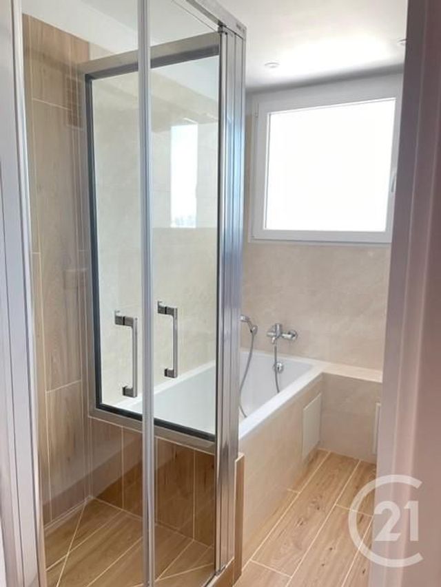 Appartement F4 à louer - 4 pièces - 88.05 m2 - PARIS - 75017 - ILE-DE-FRANCE - Century 21 Alpha Hoche