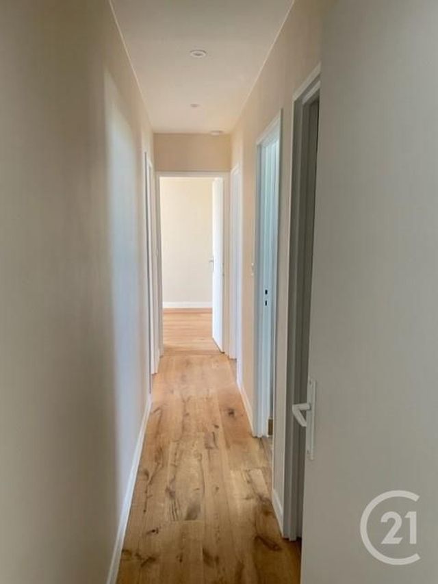 Appartement F4 à louer - 4 pièces - 88.05 m2 - PARIS - 75017 - ILE-DE-FRANCE - Century 21 Alpha Hoche