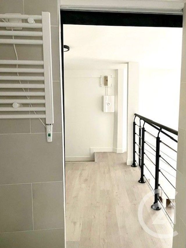 Appartement F2 à vendre - 2 pièces - 42.0 m2 - PARIS - 75008 - ILE-DE-FRANCE - Century 21 Alpha Hoche