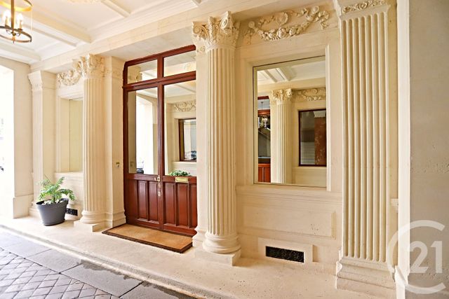 Appartement F3 à vendre - 3 pièces - 64.0 m2 - PARIS - 75008 - ILE-DE-FRANCE - Century 21 Alpha Hoche