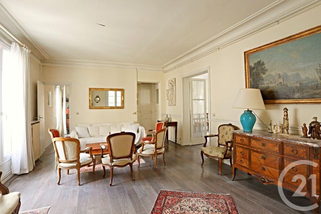 Afficher la photo en grand Appartement F4 à vendre - 4 pièces - 72.0 m2 - PARIS - 75017 - ILE-DE-FRANCE - Century 21 Alpha Hoche