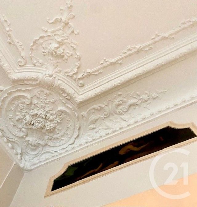 Afficher la photo en grand Appartement F2 à vendre - 2 pièces - 60.0 m2 - PARIS - 75008 - ILE-DE-FRANCE - Century 21 Alpha Hoche