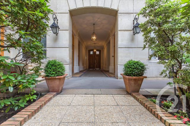 Appartement F6 à louer - 6 pièces - 198.47 m2 - PARIS - 75008 - ILE-DE-FRANCE - Century 21 Alpha Hoche