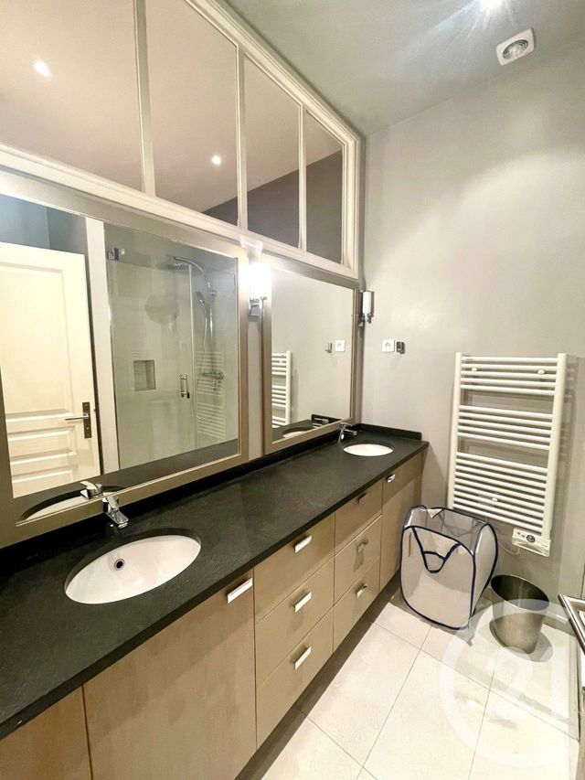 Appartement F2 à vendre - 2 pièces - 50.16 m2 - PARIS - 75008 - ILE-DE-FRANCE - Century 21 Alpha Hoche