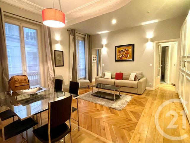 Appartement F2 à vendre - 2 pièces - 50.16 m2 - PARIS - 75008 - ILE-DE-FRANCE - Century 21 Alpha Hoche