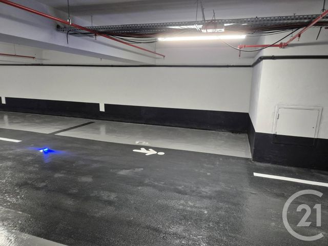 parking à louer - 13.0 m2 - PARIS - 75017 - ILE-DE-FRANCE - Century 21 Alpha Hoche