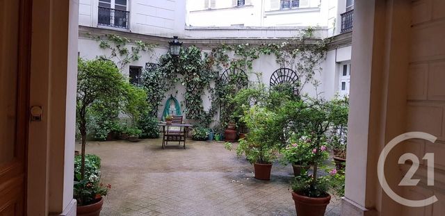Appartement F2 à louer - 2 pièces - 43.99 m2 - PARIS - 75008 - ILE-DE-FRANCE - Century 21 Alpha Hoche