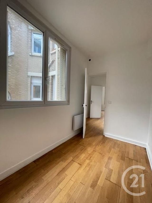 Appartement F3 à louer - 3 pièces - 52.18 m2 - PARIS - 75008 - ILE-DE-FRANCE - Century 21 Alpha Hoche