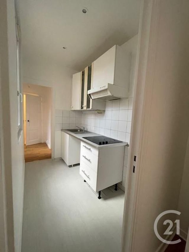 Appartement F3 à louer - 3 pièces - 52.18 m2 - PARIS - 75008 - ILE-DE-FRANCE - Century 21 Alpha Hoche