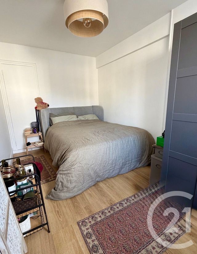 Appartement F2 à vendre - 2 pièces - 42.07 m2 - PARIS - 75015 - ILE-DE-FRANCE - Century 21 Alpha Hoche