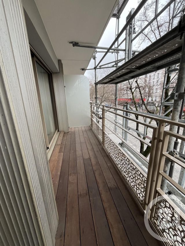 Appartement Studio à vendre - 1 pièce - 30.2 m2 - PARIS - 75008 - ILE-DE-FRANCE - Century 21 Alpha Hoche