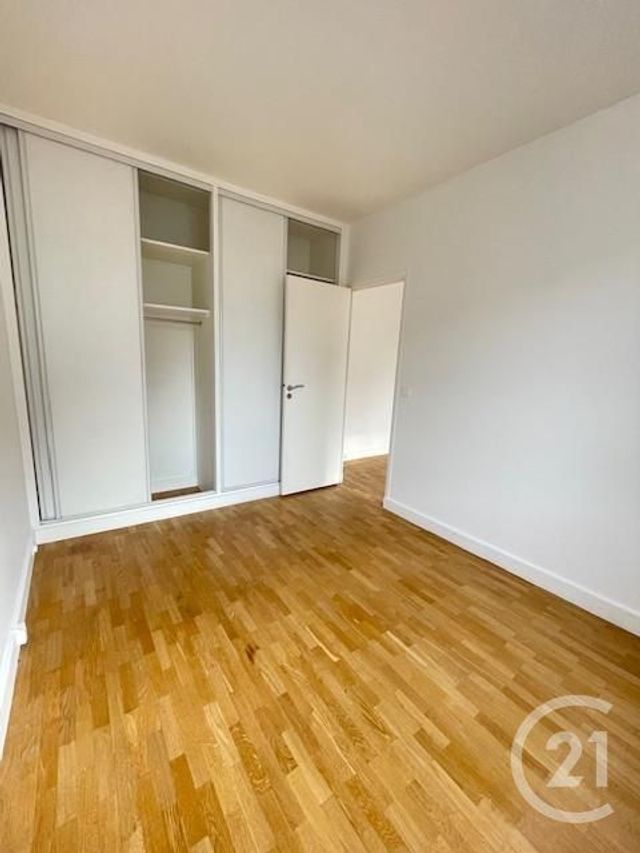 Appartement F2 à vendre - 2 pièces - 43.84 m2 - PARIS - 75008 - ILE-DE-FRANCE - Century 21 Alpha Hoche
