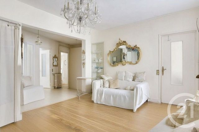 Appartement F3 à vendre - 4 pièces - 96.0 m2 - PARIS - 75009 - ILE-DE-FRANCE - Century 21 Alpha Hoche