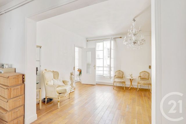 Appartement F3 à vendre - 4 pièces - 96.0 m2 - PARIS - 75009 - ILE-DE-FRANCE - Century 21 Alpha Hoche
