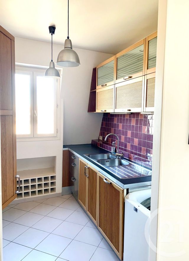 Appartement F2 à vendre - 2 pièces - 56.0 m2 - PARIS - 75008 - ILE-DE-FRANCE - Century 21 Alpha Hoche