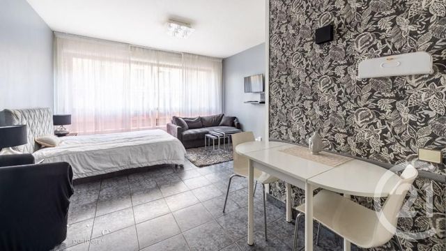 Appartement Studio à vendre - 1 pièce - 33.0 m2 - PARIS - 75008 - ILE-DE-FRANCE - Century 21 Alpha Hoche