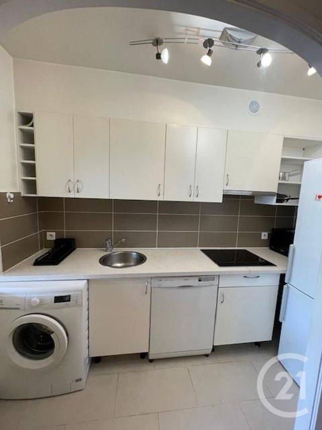 Appartement Studio à louer - 1 pièce - 36.46 m2 - PARIS - 75008 - ILE-DE-FRANCE - Century 21 Alpha Hoche