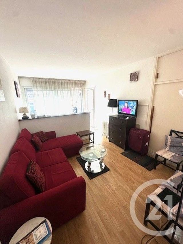 Appartement F1 à vendre - 1 pièce - 35.5 m2 - PARIS - 75008 - ILE-DE-FRANCE - Century 21 Alpha Hoche