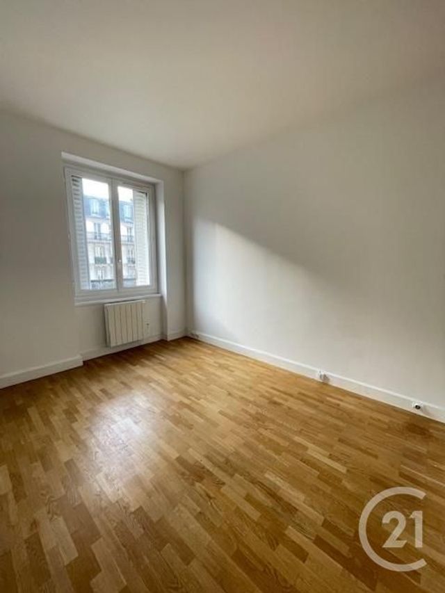 Appartement F2 à vendre - 2 pièces - 43.84 m2 - PARIS - 75008 - ILE-DE-FRANCE - Century 21 Alpha Hoche