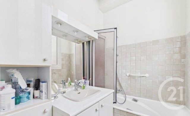 Appartement F5 à vendre - 5 pièces - 125.0 m2 - PARIS - 75017 - ILE-DE-FRANCE - Century 21 Alpha Hoche
