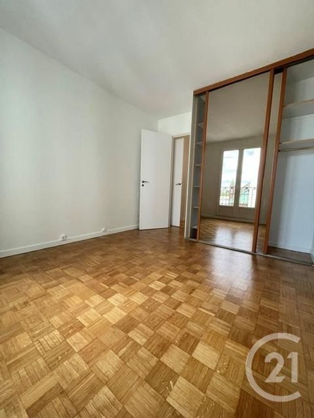 Appartement F3 à louer - 3 pièces - 63.66 m2 - PARIS - 75015 - ILE-DE-FRANCE - Century 21 Alpha Hoche
