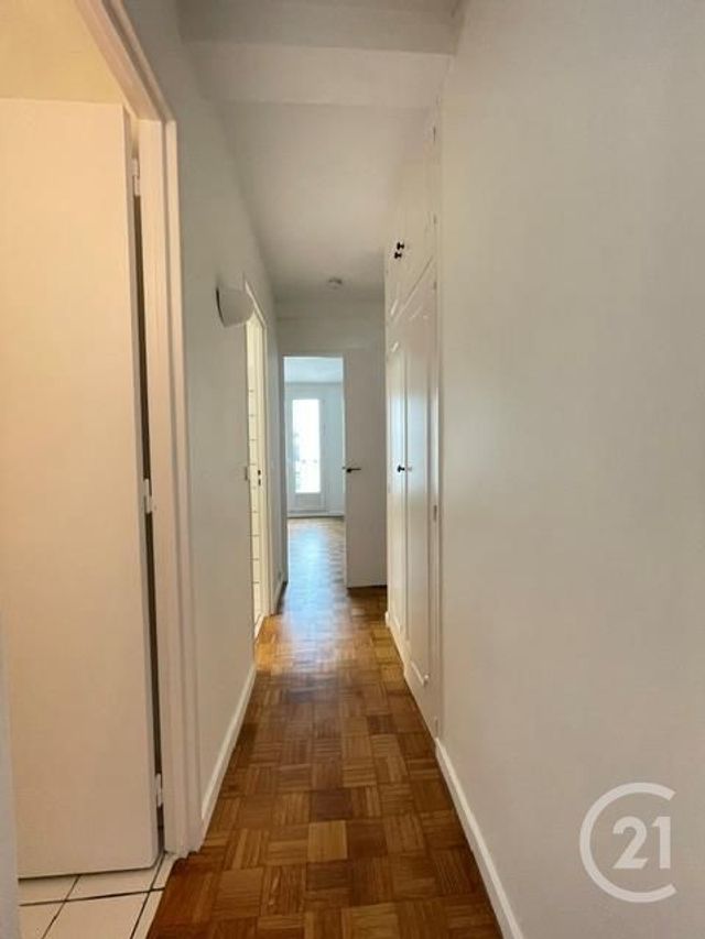 Appartement F3 à louer - 3 pièces - 63.66 m2 - PARIS - 75015 - ILE-DE-FRANCE - Century 21 Alpha Hoche