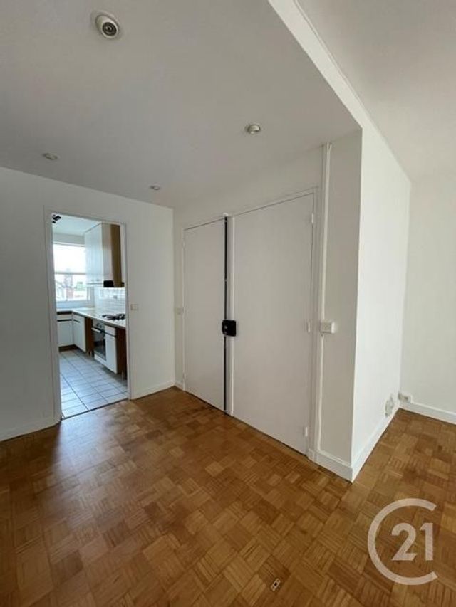 Appartement F3 à louer - 3 pièces - 63.66 m2 - PARIS - 75015 - ILE-DE-FRANCE - Century 21 Alpha Hoche