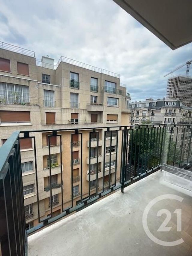 Appartement F3 à louer - 3 pièces - 63.66 m2 - PARIS - 75015 - ILE-DE-FRANCE - Century 21 Alpha Hoche