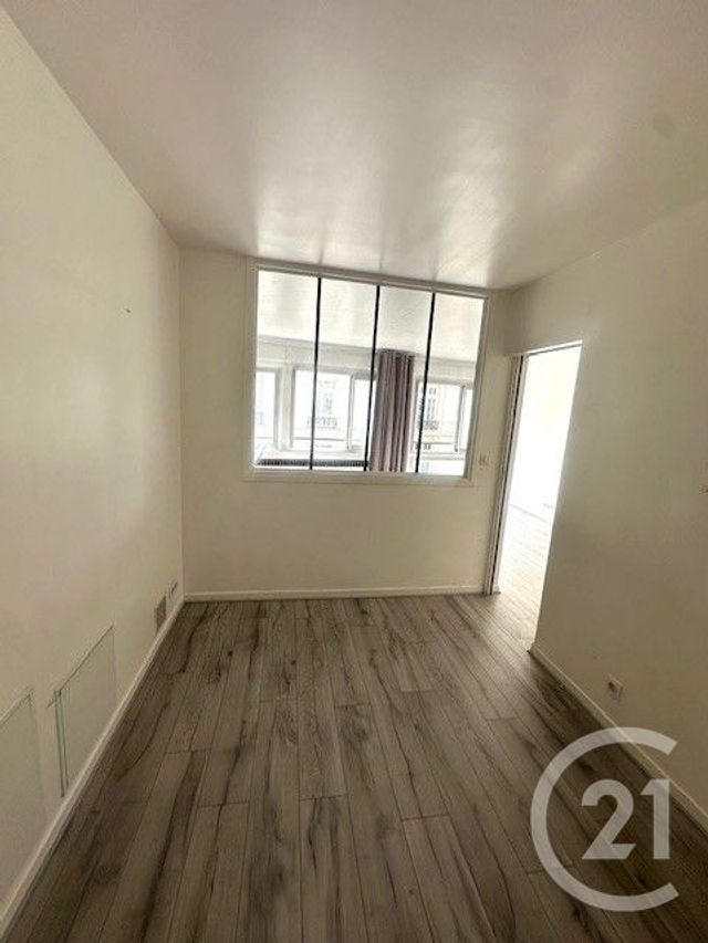 Appartement F2 à vendre - 2 pièces - 41.0 m2 - PARIS - 75016 - ILE-DE-FRANCE - Century 21 Alpha Hoche