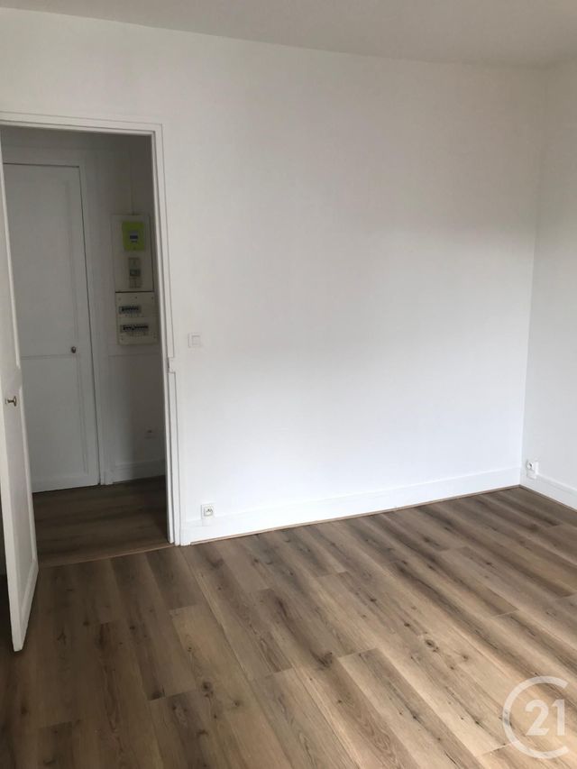 Appartement Studio à louer - 1 pièce - 17.46 m2 - LEVALLOIS PERRET - 92 - ILE-DE-FRANCE - Century 21 Alpha Hoche