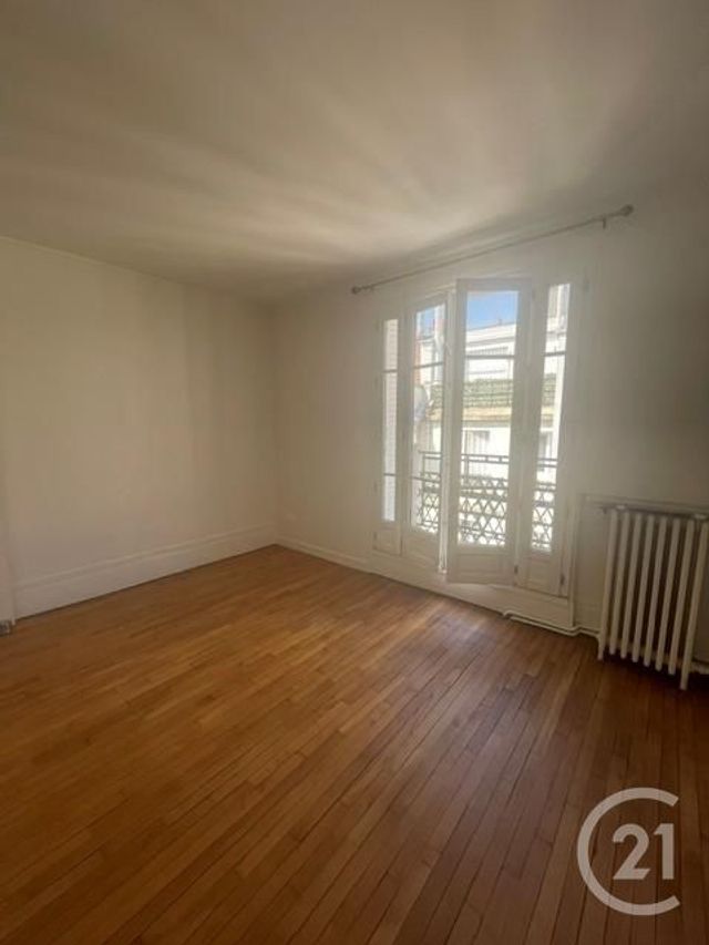 Appartement F2 à louer - 2 pièces - 44.1 m2 - PARIS - 75008 - ILE-DE-FRANCE - Century 21 Alpha Hoche