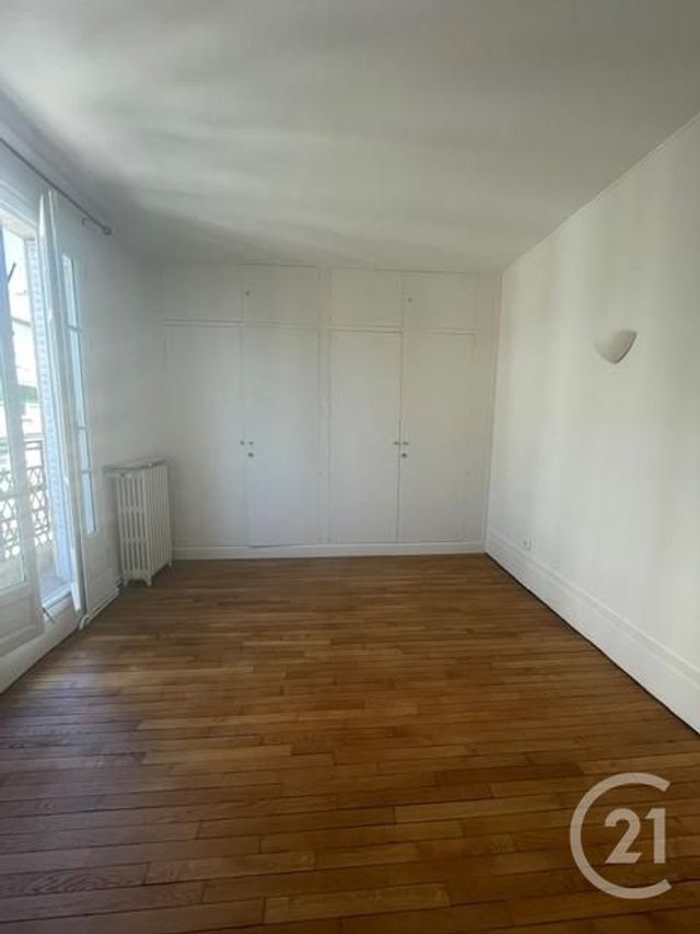 Appartement F2 à louer - 2 pièces - 44.1 m2 - PARIS - 75008 - ILE-DE-FRANCE - Century 21 Alpha Hoche