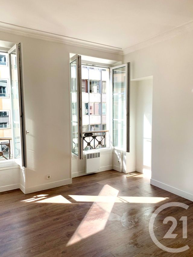 Appartement F1 à vendre - 1 pièce - 22.56 m2 - PARIS - 75008 - ILE-DE-FRANCE - Century 21 Alpha Hoche