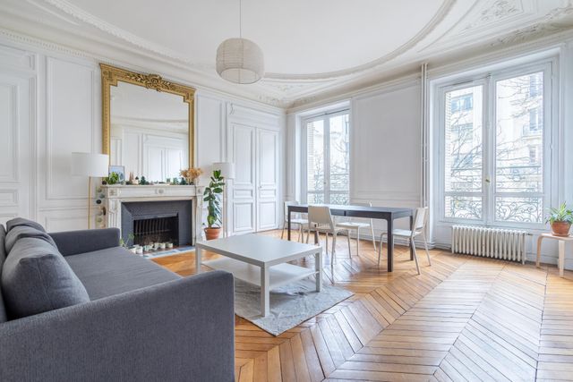Appartement F3 à vendre - 3 pièces - 101.33 m2 - PARIS - 75008 - ILE-DE-FRANCE - Century 21 Alpha Hoche