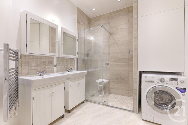 Appartement F4 à vendre - 4 pièces - 142.86 m2 - PARIS - 75008 - ILE-DE-FRANCE - Century 21 Alpha Hoche